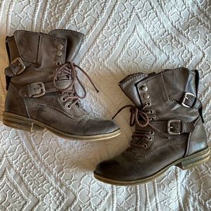 American Rag Brown Combat Boots